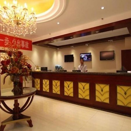 Greentree Inn Beijing East Yizhuang District Second Kechuang Street Express Hotel Pequim Exterior foto