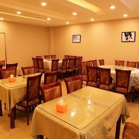 Greentree Inn Beijing East Yizhuang District Second Kechuang Street Express Hotel Pequim Exterior foto