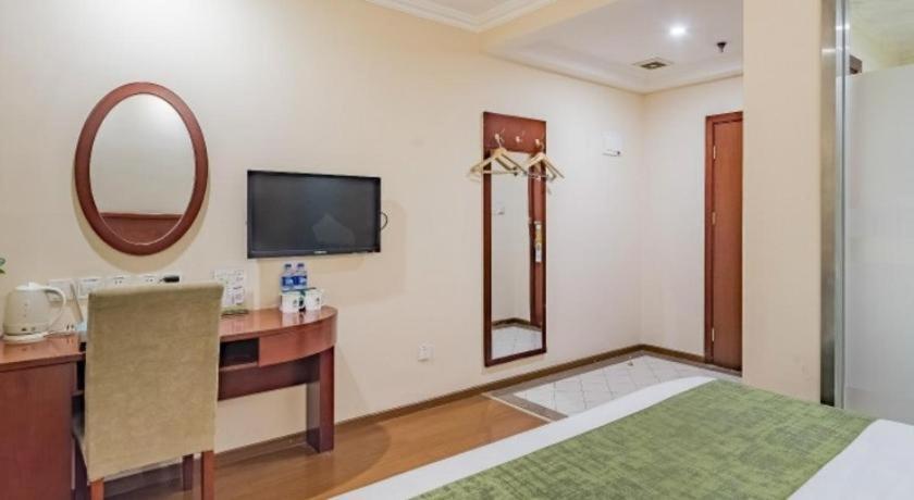 Greentree Inn Beijing East Yizhuang District Second Kechuang Street Express Hotel Pequim Exterior foto