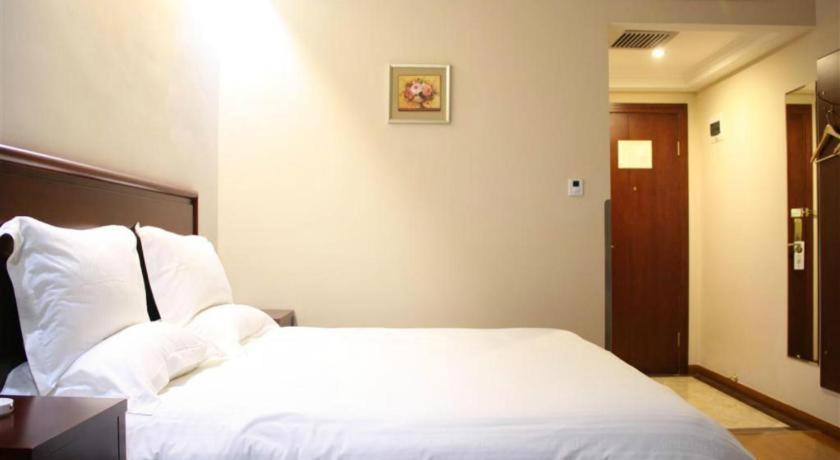 Greentree Inn Beijing East Yizhuang District Second Kechuang Street Express Hotel Pequim Exterior foto