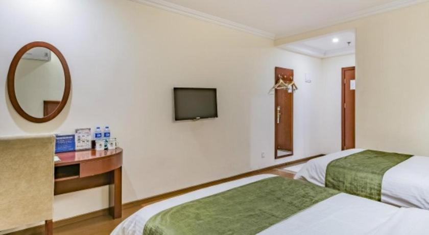 Greentree Inn Beijing East Yizhuang District Second Kechuang Street Express Hotel Pequim Exterior foto